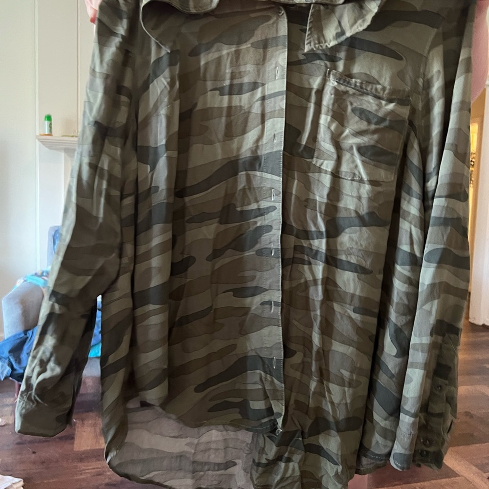 Camo Button-Down Utility Shirt - Olive Green